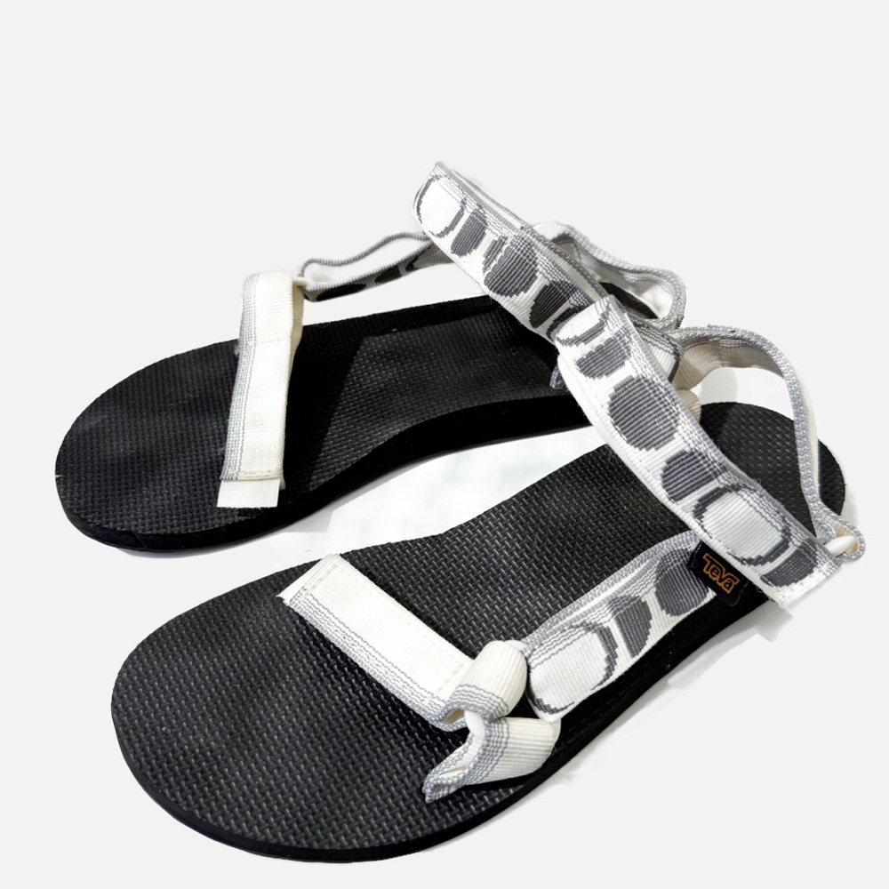 Teva Universal Black and Cream Strap Sandals, 8